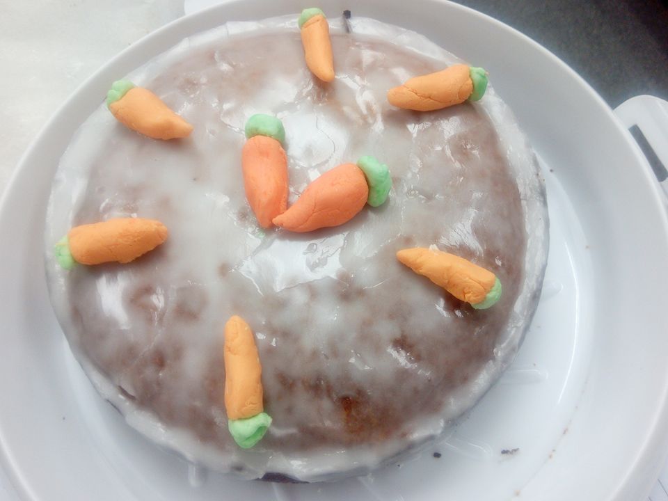 DIY Linzer torte - carrot cake